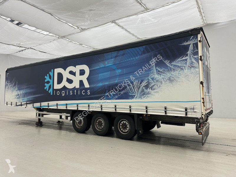 Schmitz Cargobull Tautliner semi-trailer