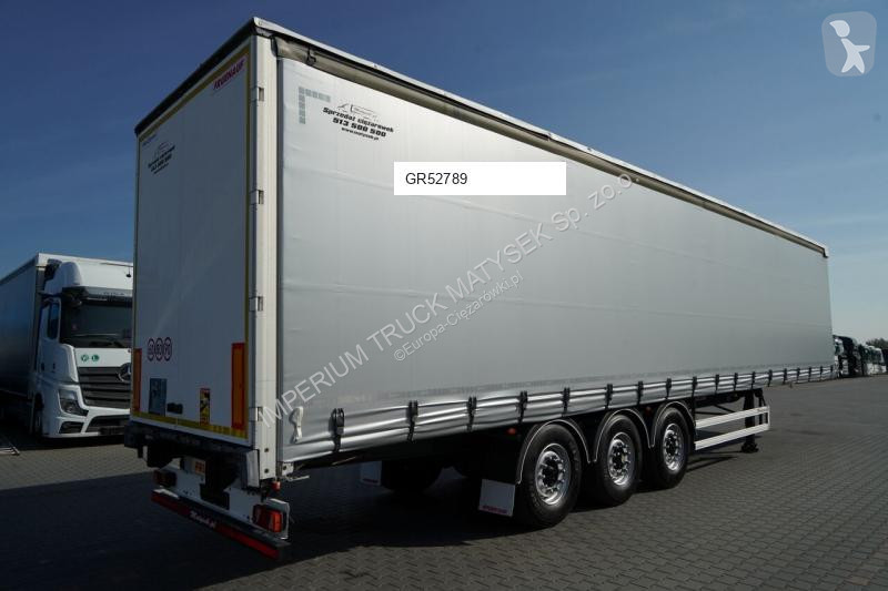 Félpótkocsi Fruehauf