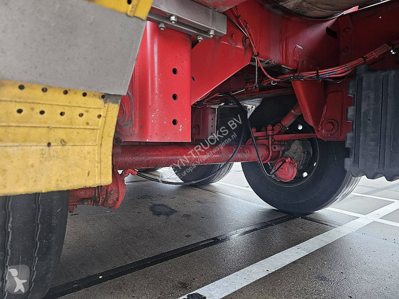Feldbinder SREM 63m3 semi-trailer