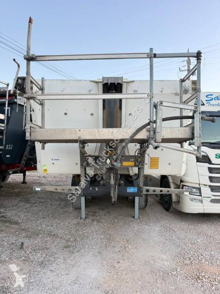نصف مقطورة Schmitz Cargobull