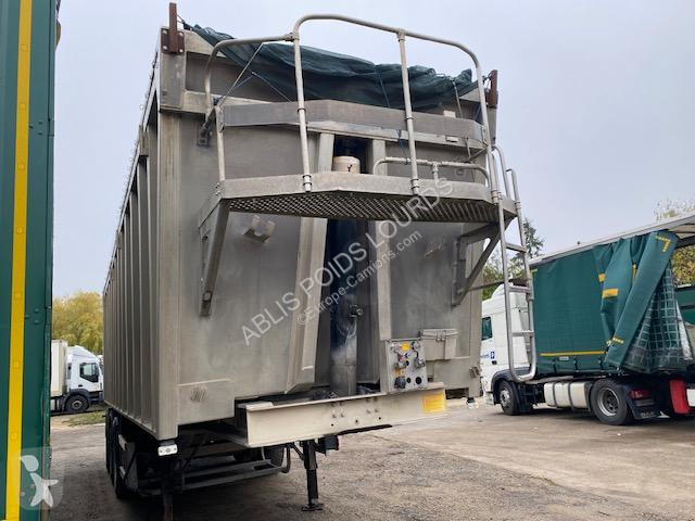 Benalu  semi-trailer