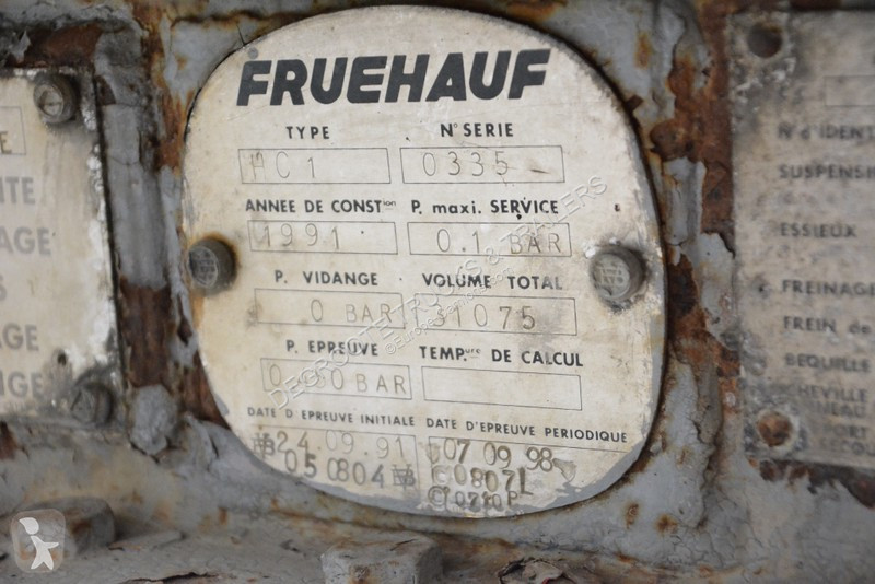 Semitrailer Fruehauf Bitumen tank trailer