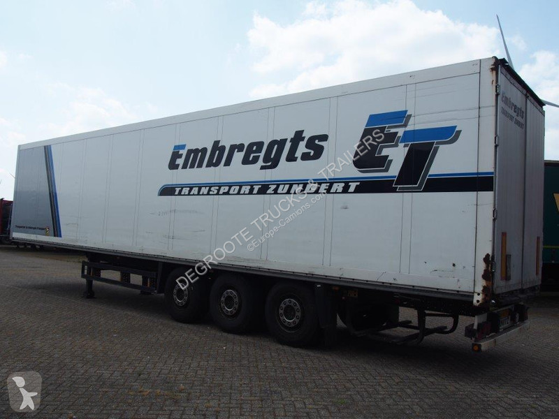 Semiremorca Schmitz Cargobull Closed box