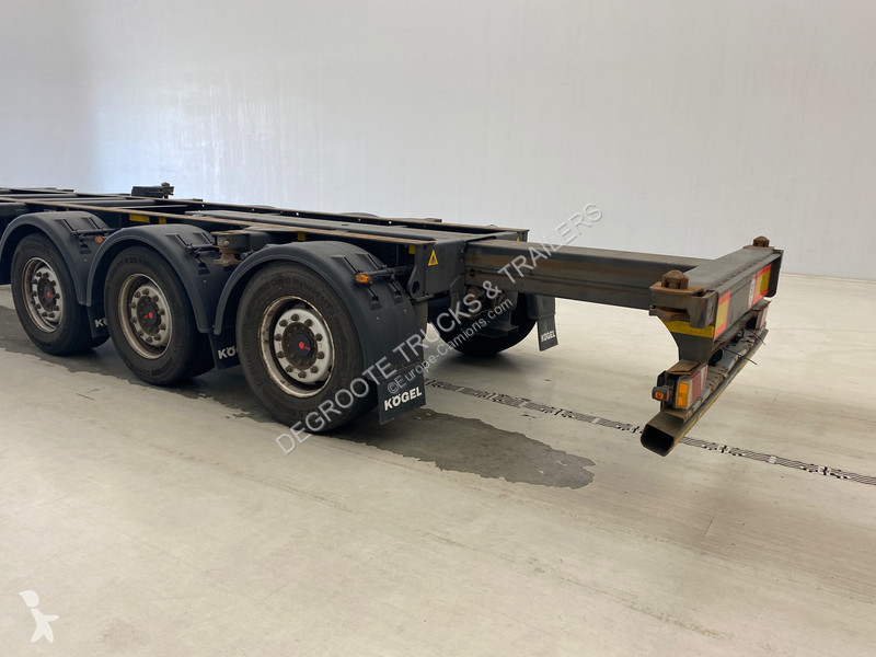 Semitrailer Kögel Polyvalent skelet 20-30-40 ft