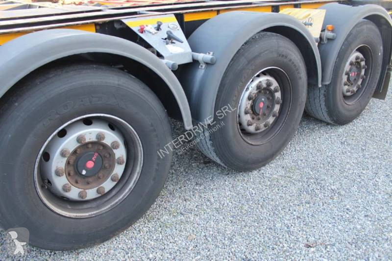 Semitrailer Serin semirimorchi portacontainer...