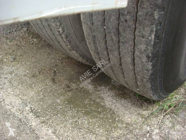 Semitrailer Fruehauf PORTE CONTAINER TIREUSE...