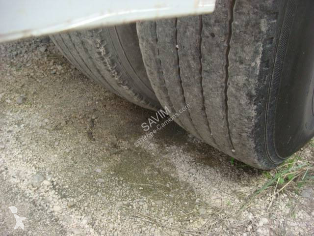 Semitrailer Fruehauf PORTE CONTAINER TIREUSE...
