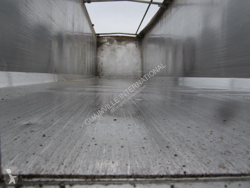 Semitrailer Stas