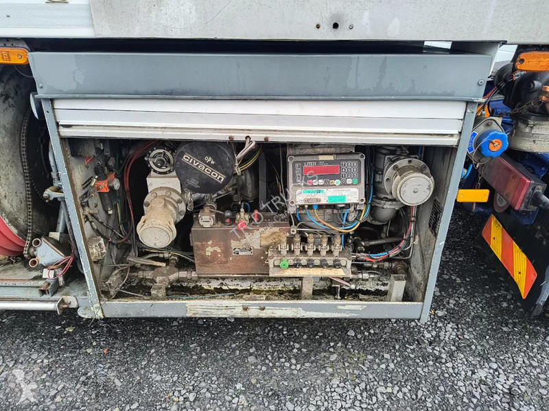 Semiremorca LAG 21000L FUEL/CARBURANT - 4 COMP.