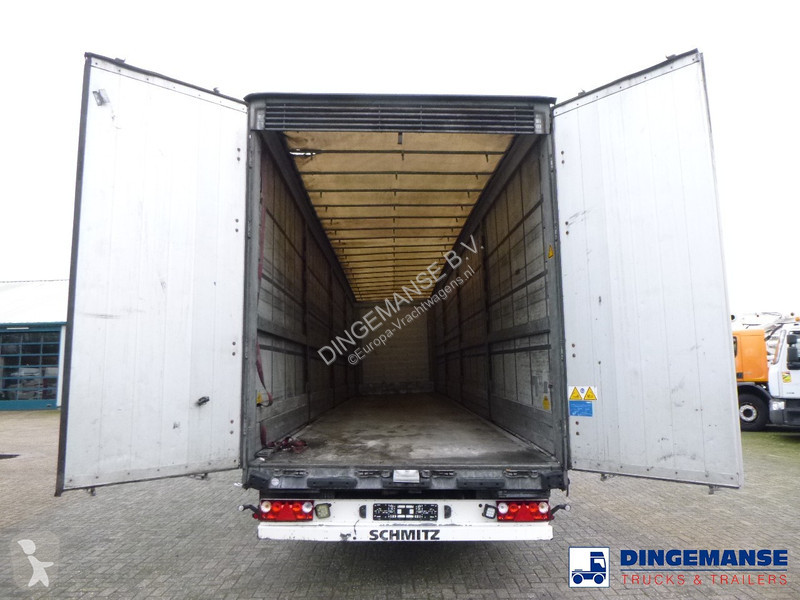 Semiremorca Schmitz Cargobull Curtain side Mega...