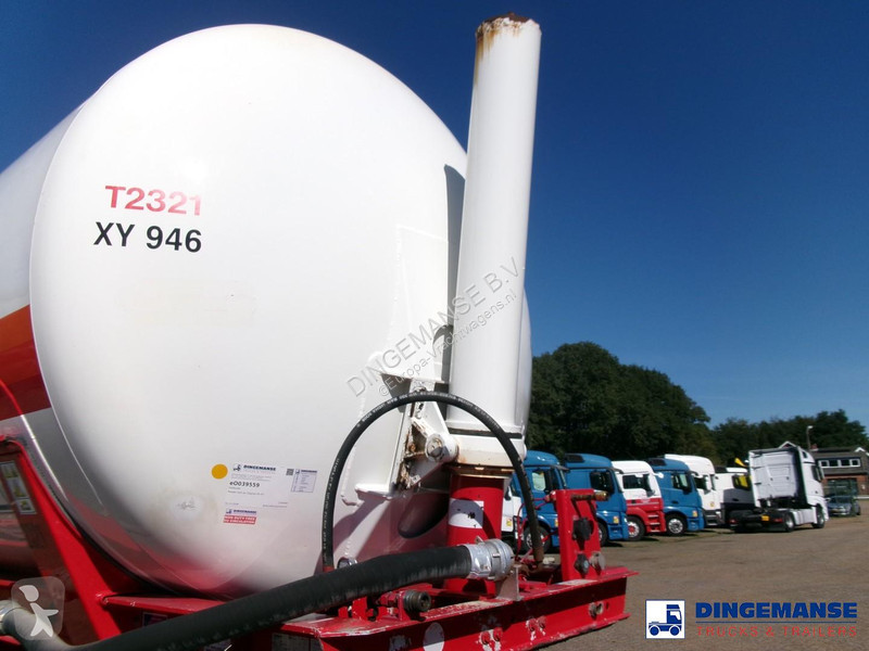 Feldbinder Powder tank alu (tipping) 60 m3...