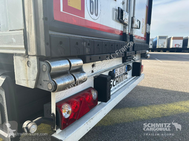 نصف مقطورة Schmitz Cargobull Semitrailer Reefer...