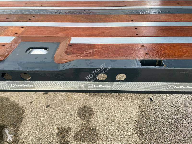 Semitrailer Lecitrailer full arrimage...
