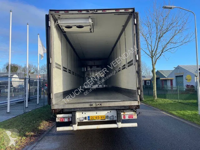Semiremorca Krone Frigo Double stock carrier...