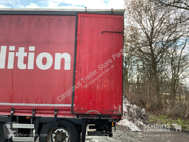 Oplegger  Curtainsider Standard Staplerhalterung