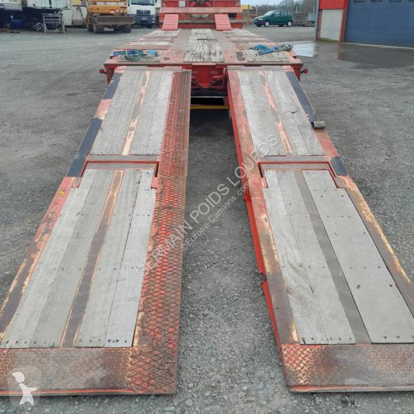 Semitrailer Louault 3 essieux porte engin