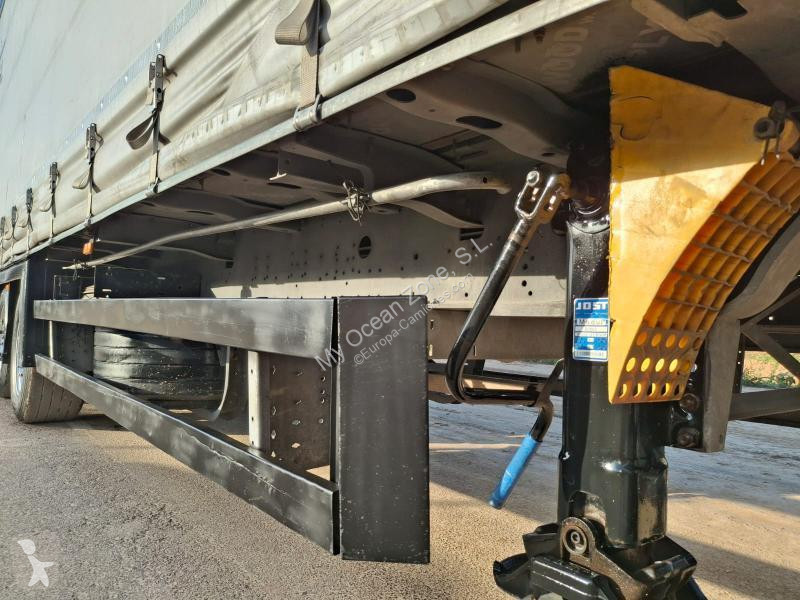 Semirremolque Schmitz Cargobull Tauliner Semimega