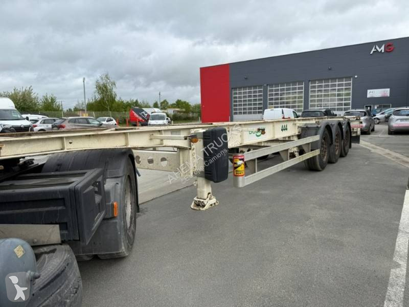 Semitrailer Turbo's Hoet 3 essieux porte conteneur