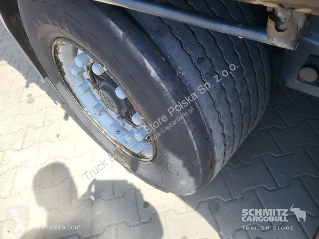 Semitrailer Wielton Schiebeplane Mega