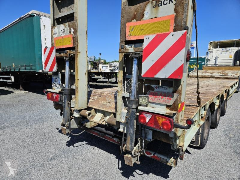 Semitrailer Castera  PORTE ENGIN 3 ESSIEUX SR3T