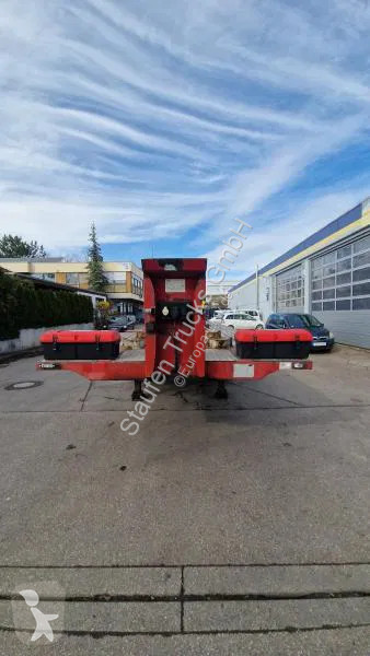 Semitrailer Schwarzmüller kurzes 3- Achs...
