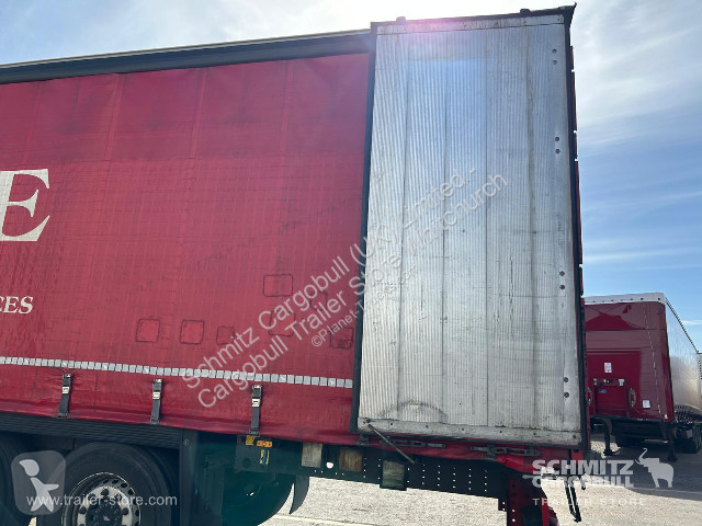 نصف مقطورة Schmitz Cargobull Curtainsider...