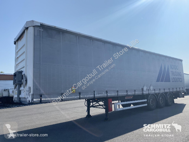 Semitrailer Fruehauf Semitrailer Curtainsider...