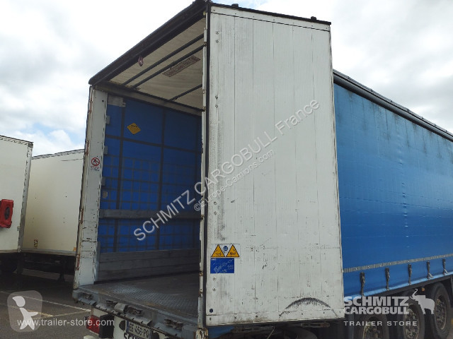 Semitrailer Schmitz Cargobull Semitrailer...