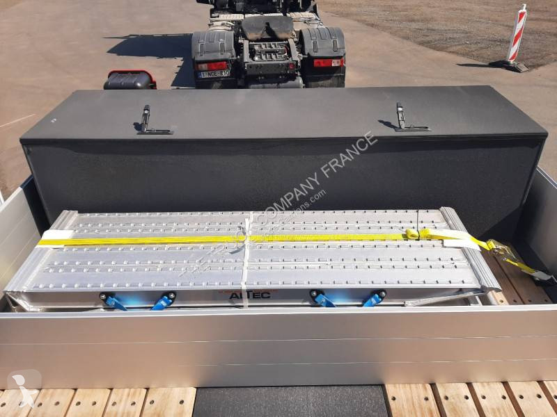 Semi reboque Kässbohrer SLS 3