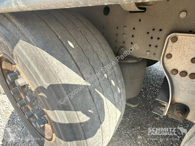 Sættevogn Schmitz Cargobull Curtainsider Standard