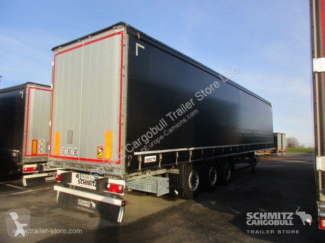 Semitrailer Schmitz Cargobull Semitrailer...