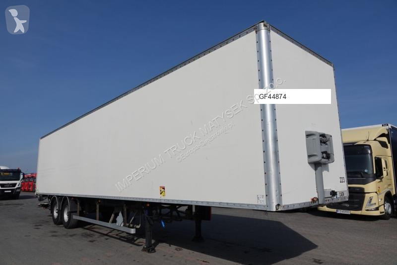 Semiremorca Fruehauf