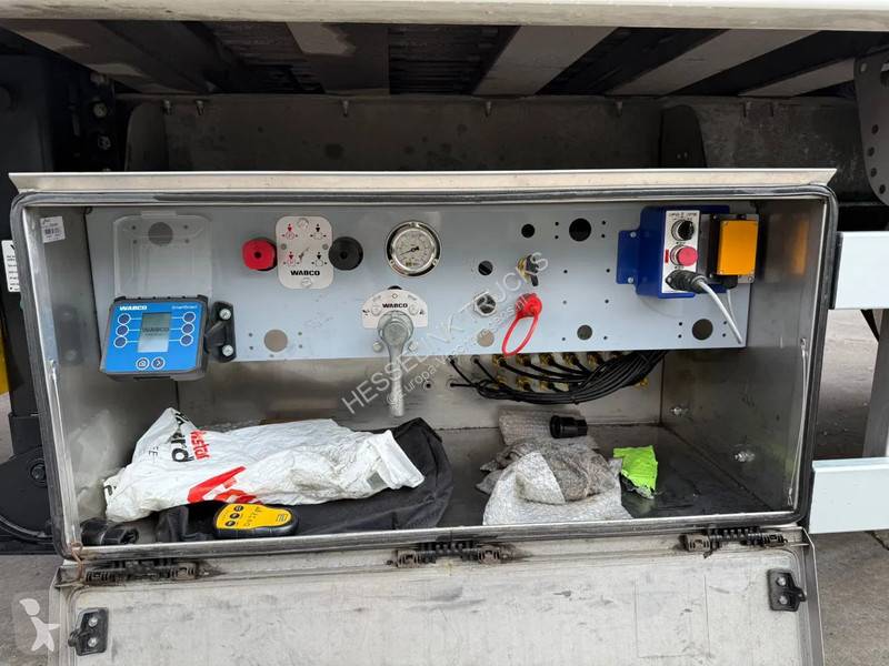 Semiremorca Kraker trailers Koel / Walkingfloor...