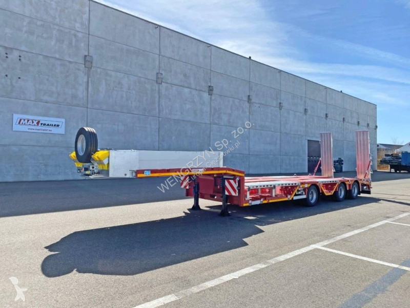Semiremorca MAX Trailer 3 osiowe semi...