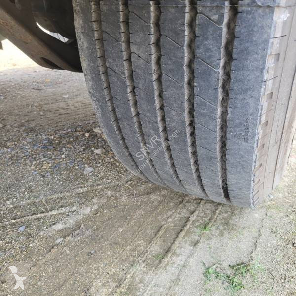 Semitrailer Kennis Plateau grue