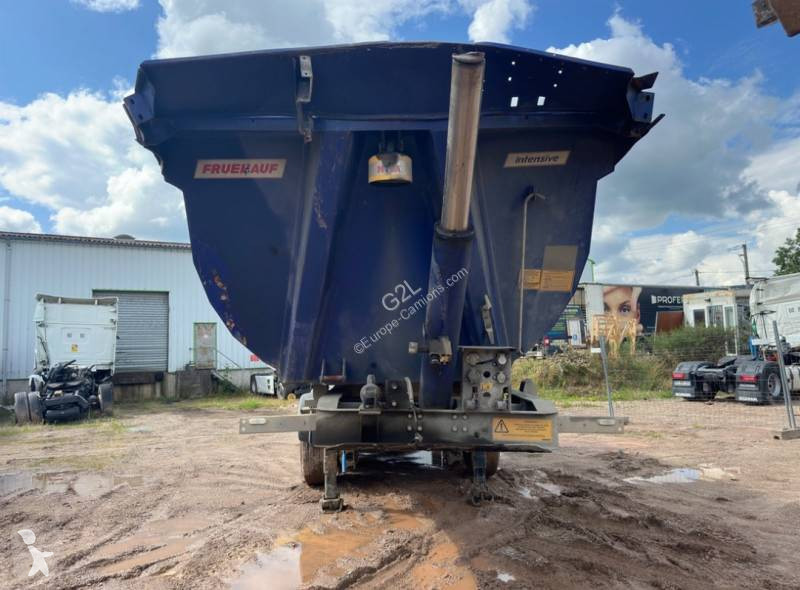 Semitrailer Fruehauf INTENSIVE 3 ESSIEUX...