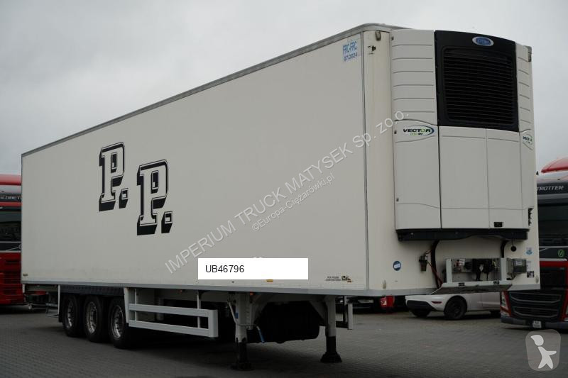 Semiremorca Chereau