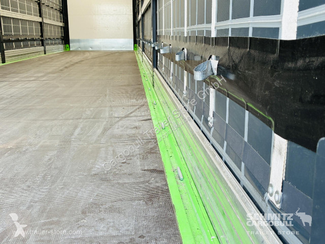 Semitrailer Berger Curtainsider Standard Getränke