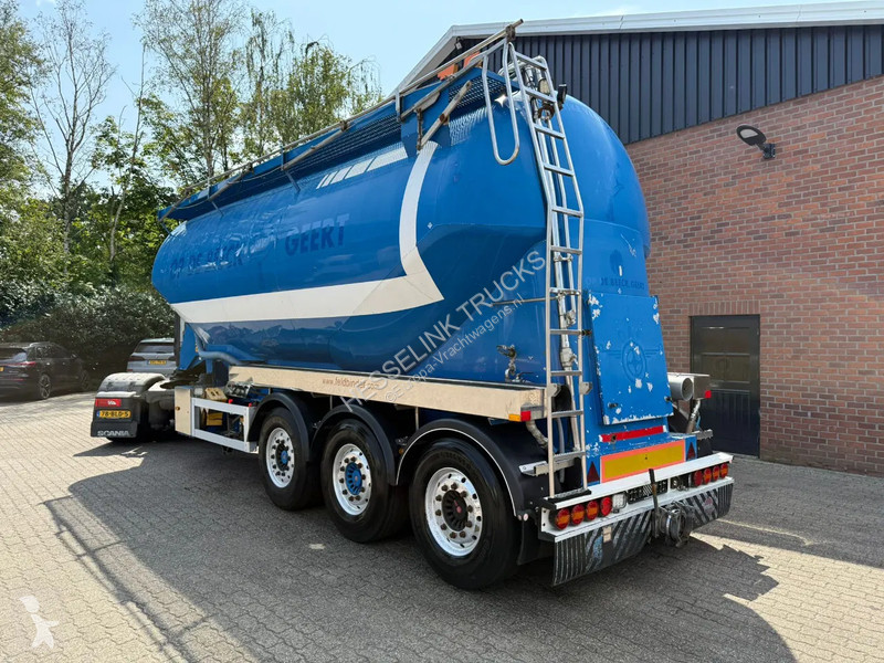 Semiremorca Feldbinder 34m3 Veevoeder...