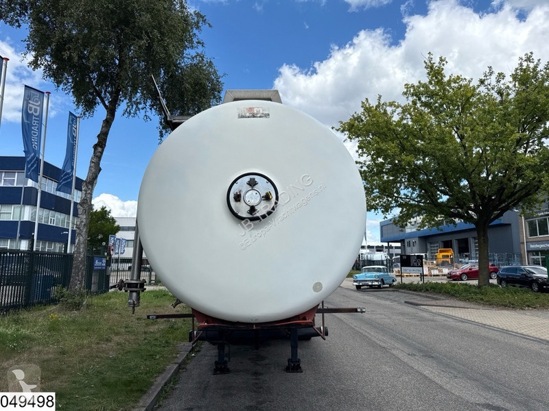 Semi reboque Magyar Chemie 28.000 liter, 1 Comp
