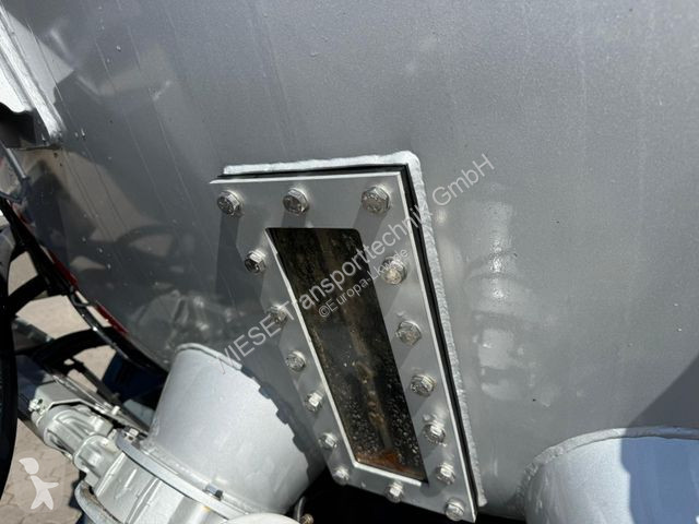 Semitrailer D-TEC Gülletankauflieger 30m³...