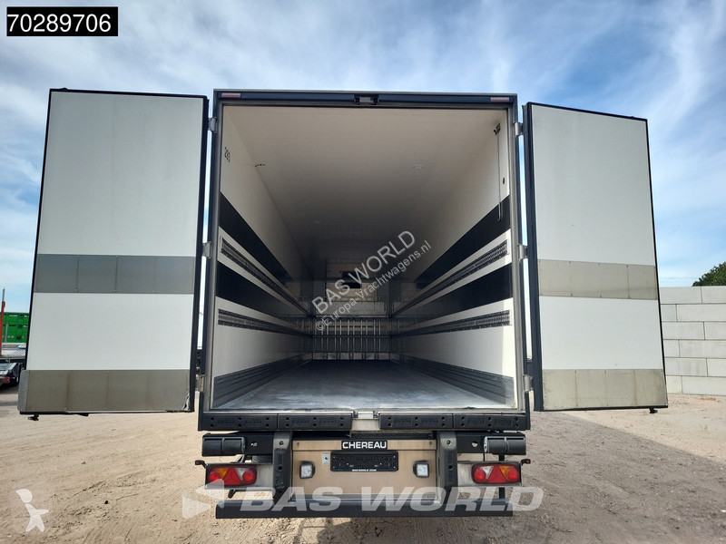 Semitrailer Chereau Thermoking SLXe 300 3 axles...