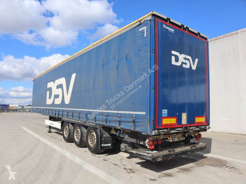 Semitrailer Krone 3 axle curtainside trailer