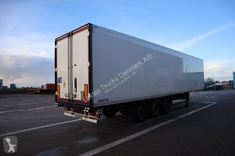 Sættevogn Schmitz Cargobull 3 aks køletrailer