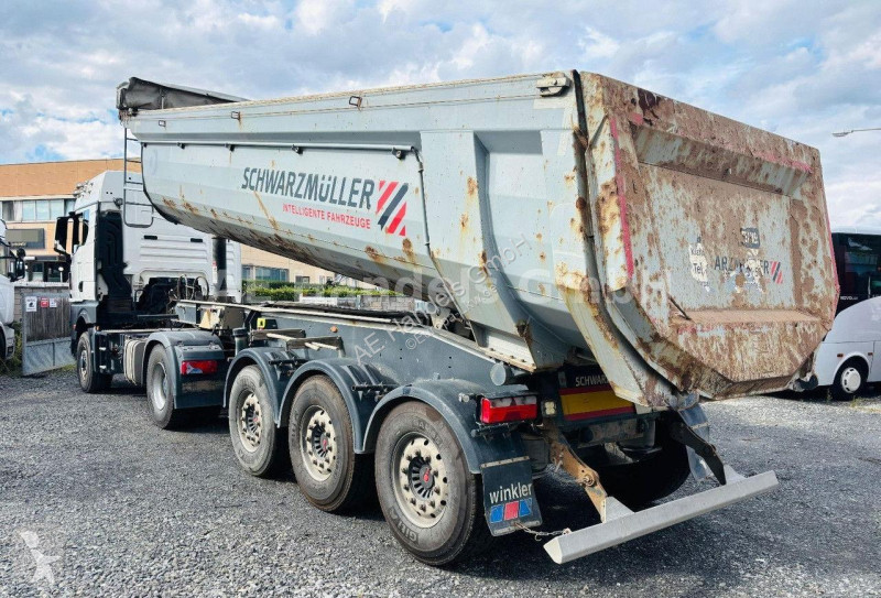 Sættevogn Schwarzmüller