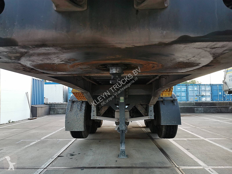 Semi reboque Carnehl 26M3