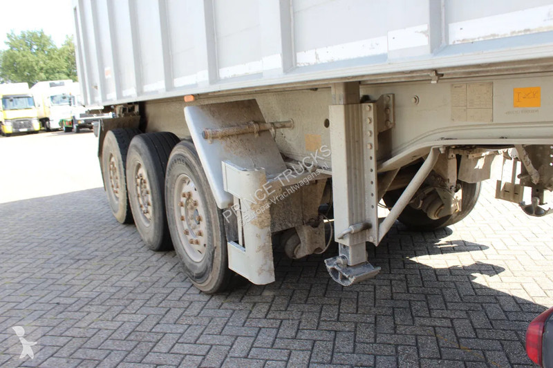 Semi reboque Benalu * 27 CUB * Lift Axle *