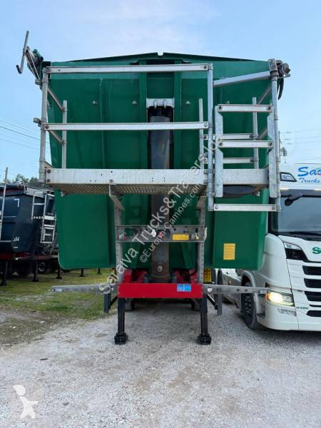 نصف مقطورة Schmitz Cargobull