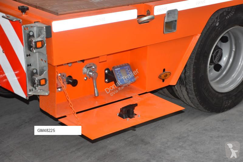 Donat 8 axle Heavy Duty Lowbed with Hydraulic...