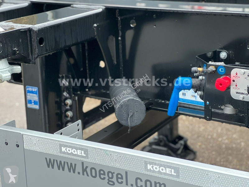 نصف مقطورة Kögel S24-2 BDF-Auflieger...
